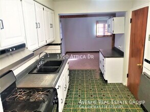 1520 Attica Dr in St. Louis, MO - Building Photo - Building Photo