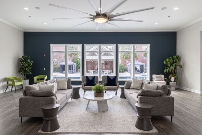 The Grand at Market District in Statesboro, GA - Building Photo - Interior Photo