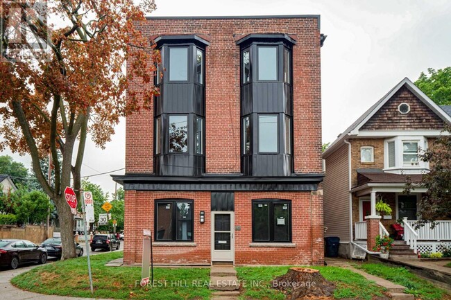 1-1 Greensides Ave in Toronto, ON - Building Photo - Building Photo