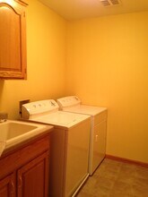 2106 Linden Trail in North Mankato, MN - Building Photo - Building Photo