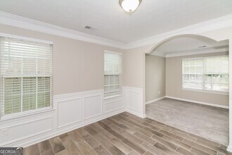 215 Laura Cir in College Park, GA - Building Photo - Building Photo