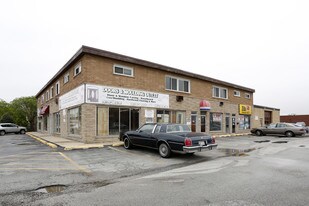 8401-8411 S Harlem Ave in Burbank, IL - Building Photo
