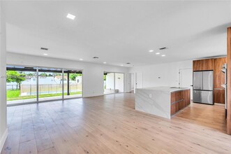 1418 Jefferson St in Hollywood, FL - Building Photo - Building Photo