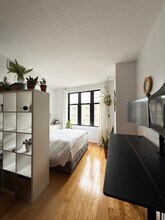 400 Massachusetts Ave NW in Washington, DC - Building Photo - Building Photo