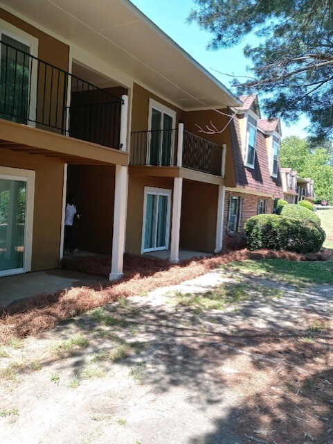 River Park Apartments in Macon, GA - Building Photo - Building Photo