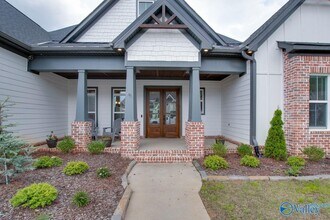 6128 Pembrook Pond Pl SE in Owens Cross Roads, AL - Building Photo - Building Photo