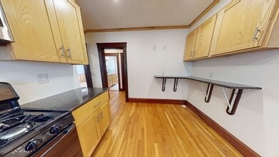 10 Oconnell Rd, Unit 1 in Boston, MA - Building Photo - Building Photo