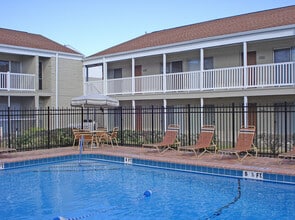 Grande Bay in Clearwater, FL - Building Photo - Building Photo