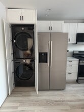 522-528 Alexandria Ave, Unit 14B in Los Angeles, CA - Building Photo - Building Photo
