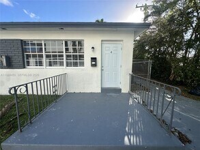 740 84th St in Miami Beach, FL - Building Photo - Building Photo