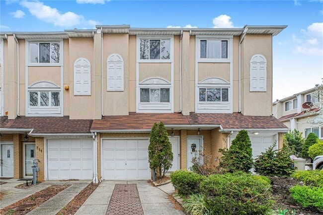 property at 709 Correll Ave