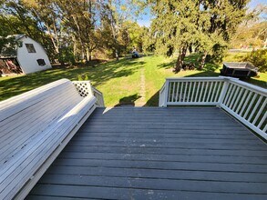 95 3rd Ave, Unit 2 in Rensselaer, NY - Foto de edificio - Building Photo