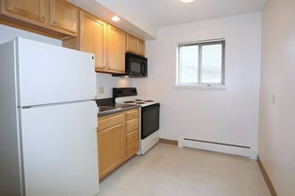 Imperial South in Rochester, NY - Foto de edificio - Building Photo