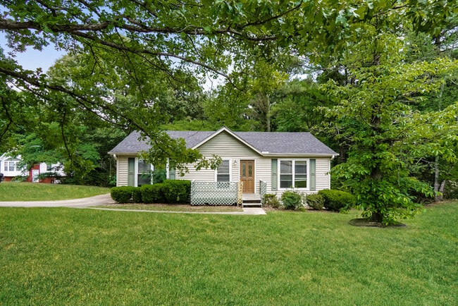 property at 1501 6th Pl NW