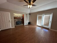 5323 Raindrop Ln in Amarillo, TX - Foto de edificio - Building Photo