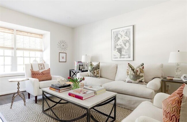143 Woodmere Square NW in Atlanta, GA - Building Photo - Building Photo