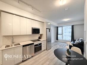 474 Caldari Rd in Vaughan, ON - Building Photo - Building Photo