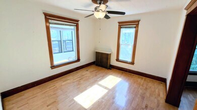 2318 Fillmore St NE in Minneapolis, MN - Building Photo - Building Photo