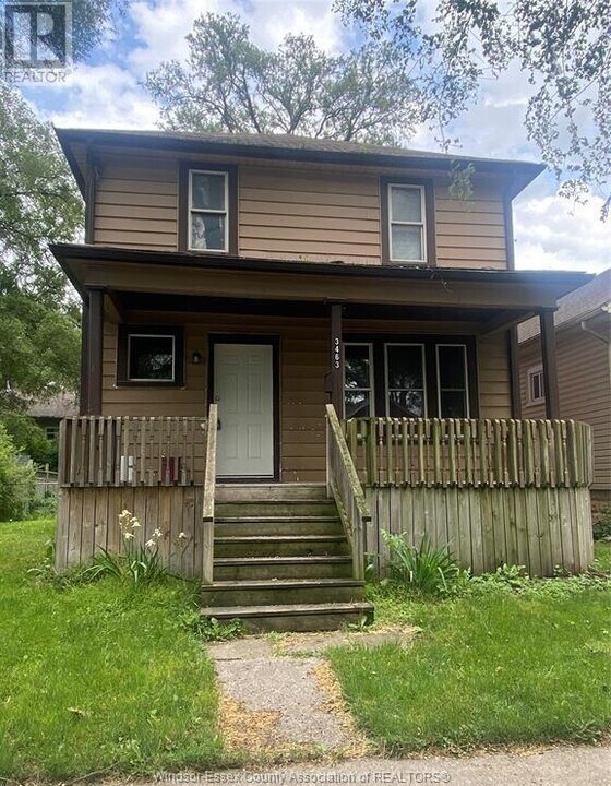3463 Harris St in Windsor, ON - Building Photo