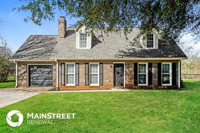 property at 124 Russell Cir