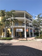 5076 Annunciation Cir in Ave Maria, FL - Foto de edificio - Building Photo