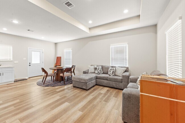 1026 Theresa St in Houston, TX - Building Photo - Building Photo