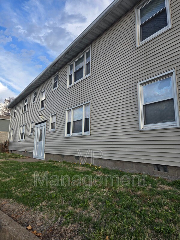 property at 2246 Grant St