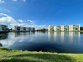 131 SE 3rd St in Dania Beach, FL - Building Photo