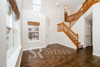 5351 Pelham Way in Indianapolis, IN - Building Photo - Building Photo