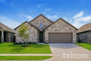 8012 Brookhaven Dr in McKinney, TX - Building Photo