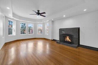 6311 N Oakley Ave in Chicago, IL - Building Photo - Building Photo