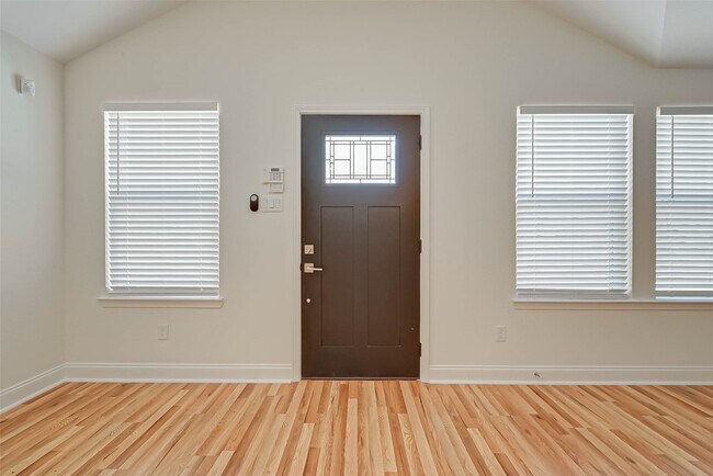 7339 Krueger Rd in Houston, TX - Building Photo - Building Photo