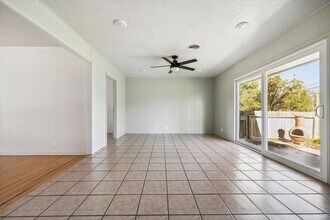 4014 Willow Springs Ln in Houston, TX - Building Photo - Building Photo