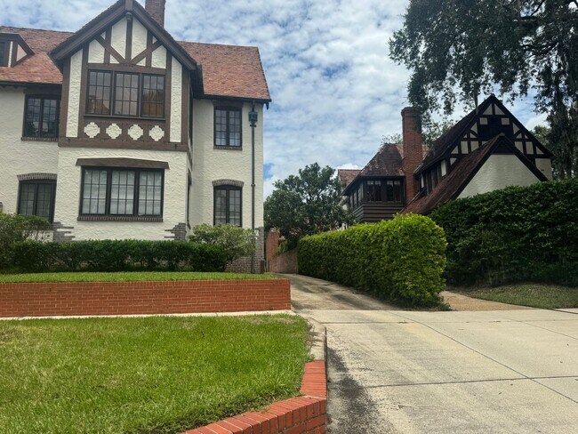 property at 3319 Pine St