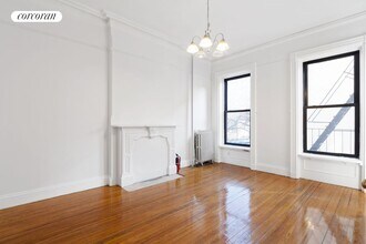 61 7th Ave in Brooklyn, NY - Foto de edificio - Building Photo