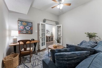 25003 Burgh Castle Dr in Spring, TX - Foto de edificio - Building Photo