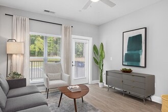 The Arden in Raleigh, NC - Foto de edificio - Building Photo