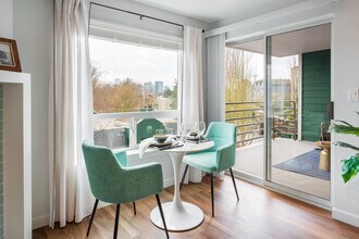 The Eden in Seattle, WA - Building Photo - Building Photo