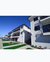 804 Esplanade, Unit #7 in Redondo Beach, CA - Building Photo