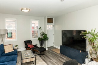 1230 Mercy St in Philadelphia, PA - Building Photo - Building Photo