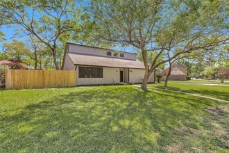 25002 Baywick Dr in Spring, TX - Building Photo - Building Photo