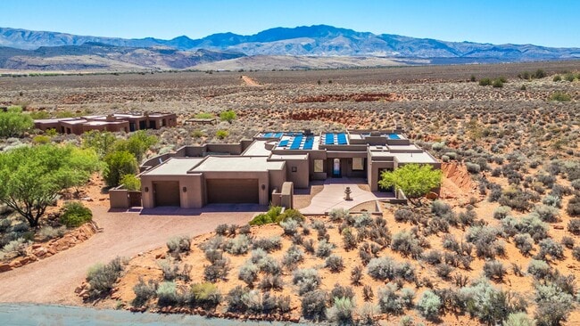 property at 1637 Olla Cir