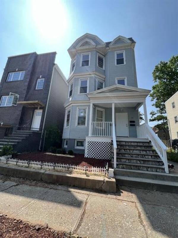 property at 59 N 15th St