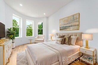 Brand New 3 Bed 2 Bath Parlor Floor in Rid in Ridgewood, NY - Building Photo - Building Photo