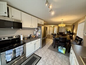 3572 Caribou Crescent in Windsor, ON - Building Photo - Building Photo