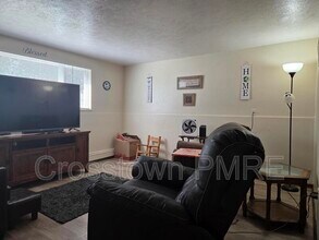 1012 N Van Buren Ave in Loveland, CO - Building Photo - Building Photo
