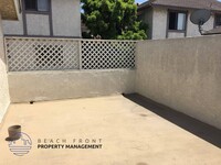 2511 Voorhees Ave. in Redondo Beach, CA - Building Photo - Building Photo