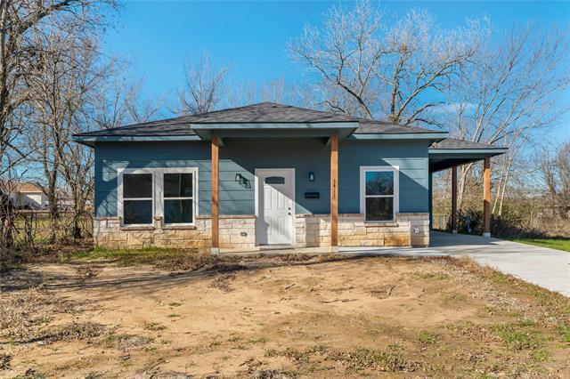 1411 10th St NE in Paris, TX - Building Photo