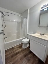 1020 Church St in Milton, WV - Building Photo - Building Photo