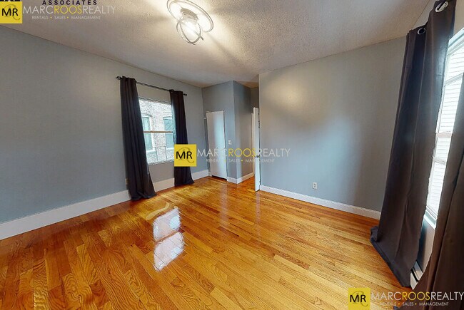 property at 21 Highgate St